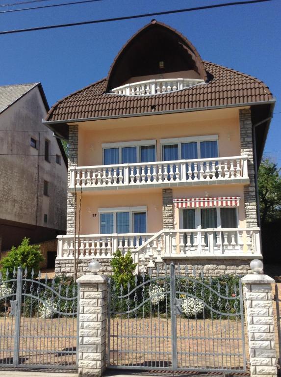 Álom Ház Apartamento Zalakaros Exterior foto